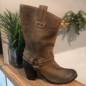 REPLAY - Women's brown leather chunky heel motorcycle boot Size 7 US